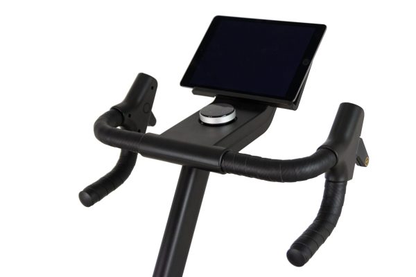 bh fitness Osaka indoor biks smart bike h9110 tablet